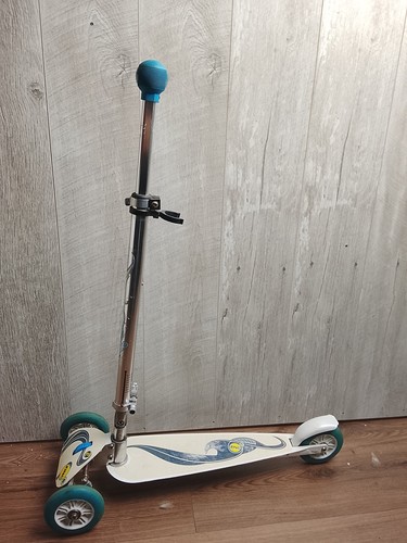 Zinc wheel kids scooter - 3,