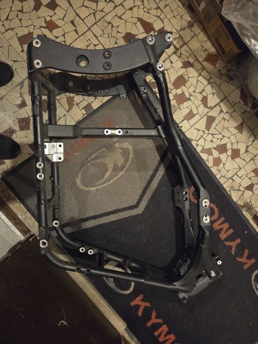 Yamaha 1900 frame - frame,