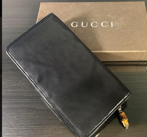 Gucci bamboo nylon round zip - round,