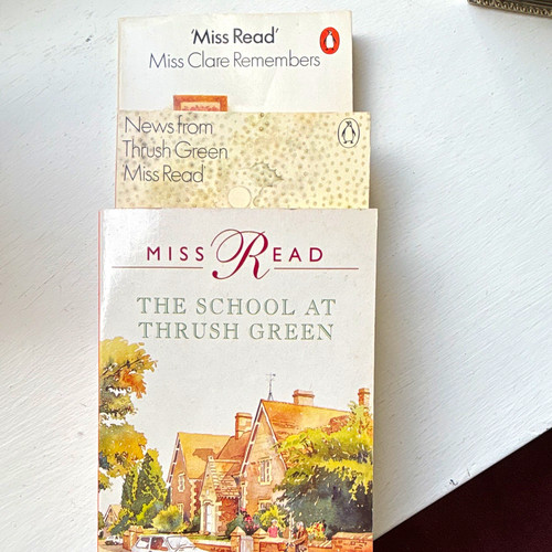 Miss read thrush green - miss,