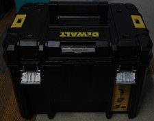 LOT#3    DeWALT  TSTAK KIT BOX + FOAM LINER FOR PLANER AND JIGSAW DCK665P3T