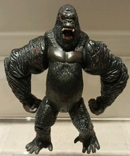 King Kong Action Figure 2005 Universal Studios Playmates 8th Wonder Battle Toy