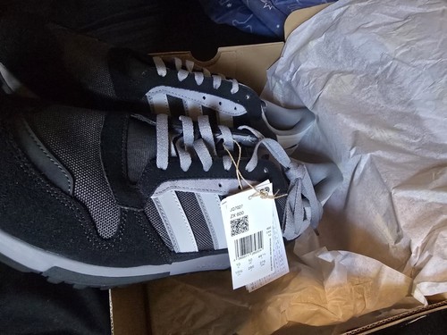 Adidas 600 size 10 - adidas,