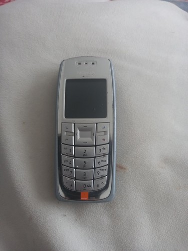 Nokia 3120 silver - silver, (orange)