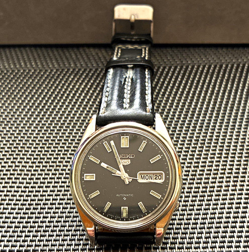 Seiko automatic black dial - 5,