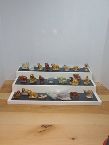 Wade england figurines lot - wade,