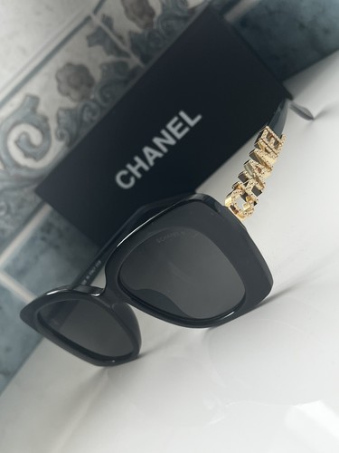 Chanel black cat - chanel,