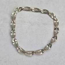 Monet Vintage Necklace Gold