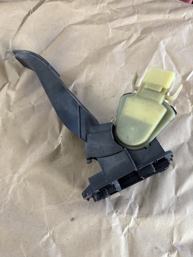 Ford transit accelerator - transit, pedal
