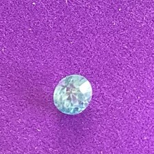 AQUAMARINE GEMSTONE. 1.76 CTS OVAL SHAPE 7.57 X 6.45 MM 