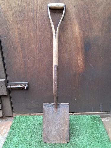 Vintage garden spade - garden, elwell