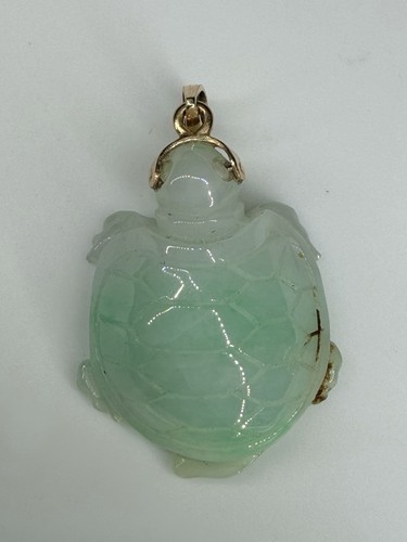 Jadeite elephant pendant - , or
