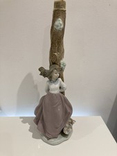 Nao Lladro Romantic Girl &