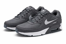 Brand: Nike Air Max 90 GS Size