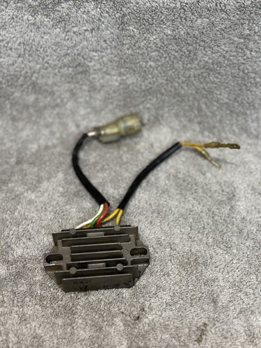 Electric voltage regulator - electric,