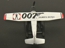 James Bond 007 Matchbox SB26  Cessna 210G Seaplane 1974
