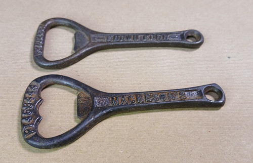 Vintage bottle openers - ,