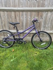 Carrera Saruna Junior Hybrid Bike 20-inch Purple Wheels, 7-Speed