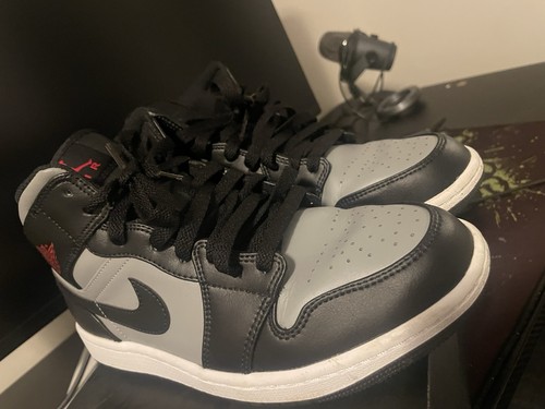 Jordan mid shadow - 1,