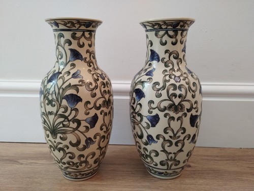 Vintage past times - times, porcelain