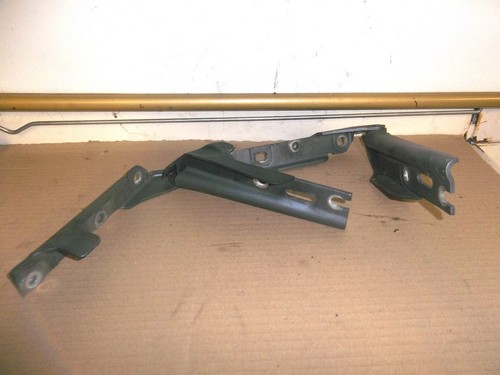Saab 2006 bonnet hinges - 93,
