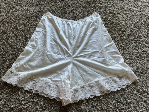 Vintage lorraine ivory - lorraine,