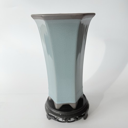 18cm 14cm tall ceramic pot - 18cm,