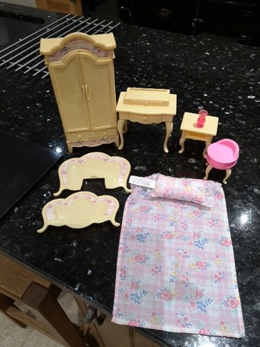 Barbie bedroom set - barbie,