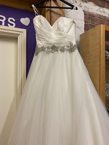 Designer wedding dresses - , in