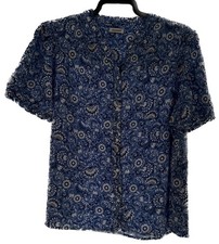 Damart Ladies Short Sleeve Blouse. Size 26. Blue Floral Pattern.