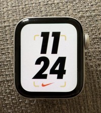 Nike+ Apple Watch Series 4