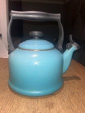 Le Creuset Stove-Top Kettle