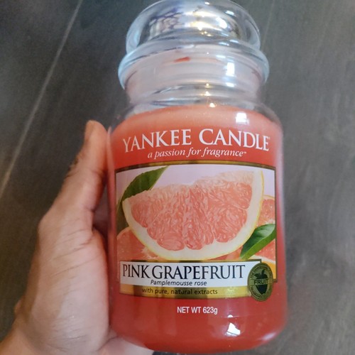 Yankee candle pink grapefruit - candle,