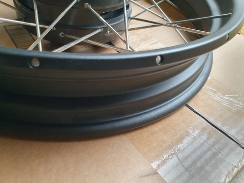Moto guzzi v100 - moto, wheel