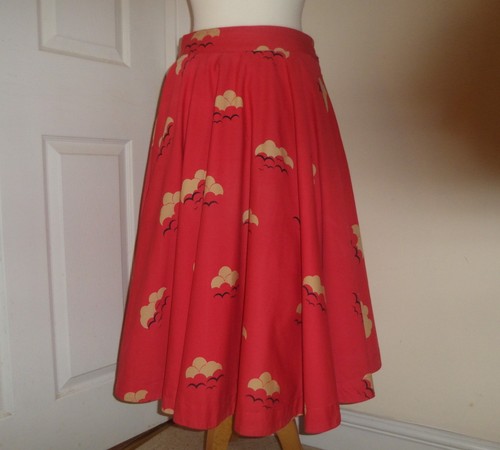 Emily fin red - fin, circle