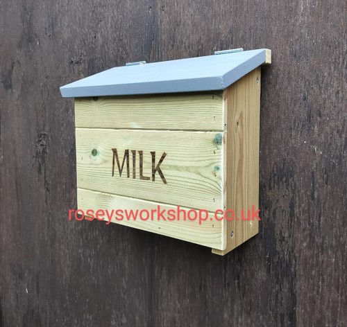 Wall mount porch wooden - wall,