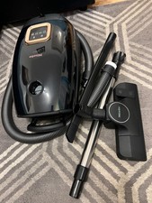 Miele Guard L1 Cat & Dog Flex Vacuum Cleaner Obsidian Black (Missing TurboBrush)