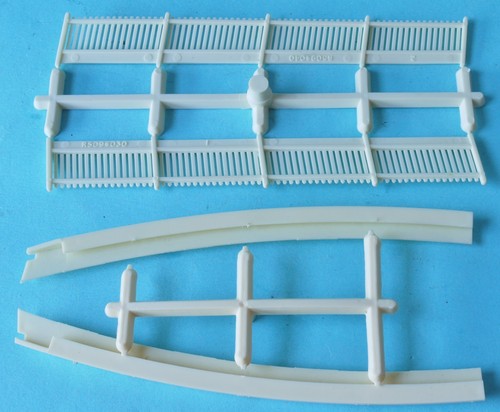 Hornby platform slope - hornby, fencing