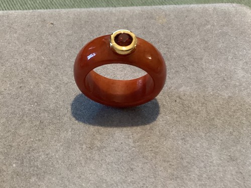 Pretty red jade sterling gold - pretty,
