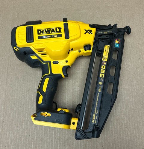 Used dewalt - [used], (dcn660b)