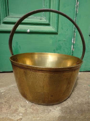Heavy antique brass jam - , pan