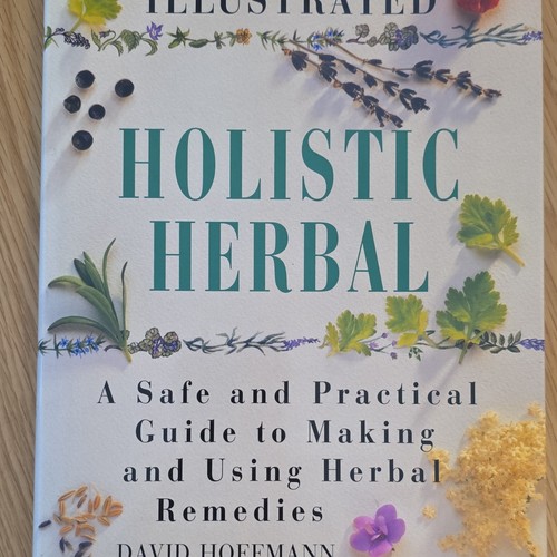 David hoffmann holistic herbal - hoffmann,