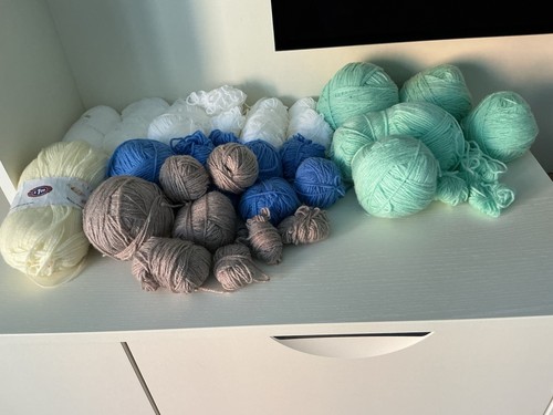 Job lot bundle knitting - job,