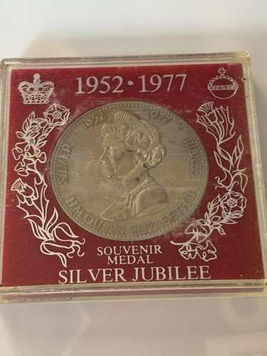 Queen elizabeth silver - elizabeth,