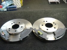 FOR MERCEDES C250TD ESTATE FRONT BRAKE DISCS PADS