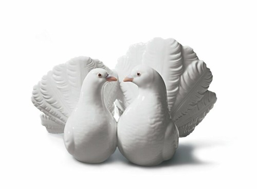 Lladro porcelain figurine - lladro,