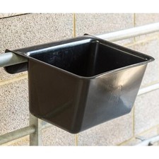 MANGER OVER THE GATE DOOR 20L