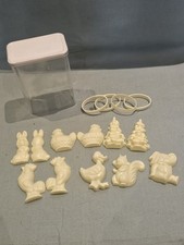 Vintage Set Of 7 Small Varied 3D & Single Plastic Jelly Blancmange Moulds GC