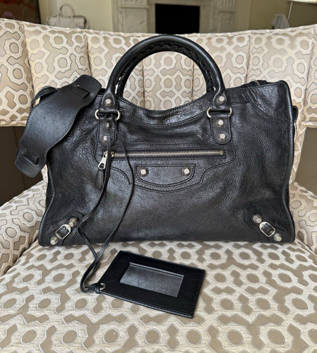 Balenciaga city bag in - le,