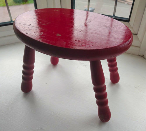 Antique red milking - antique,
